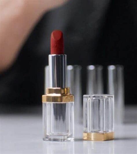 rossetto chanel in regalo|31 rossetto satinato.